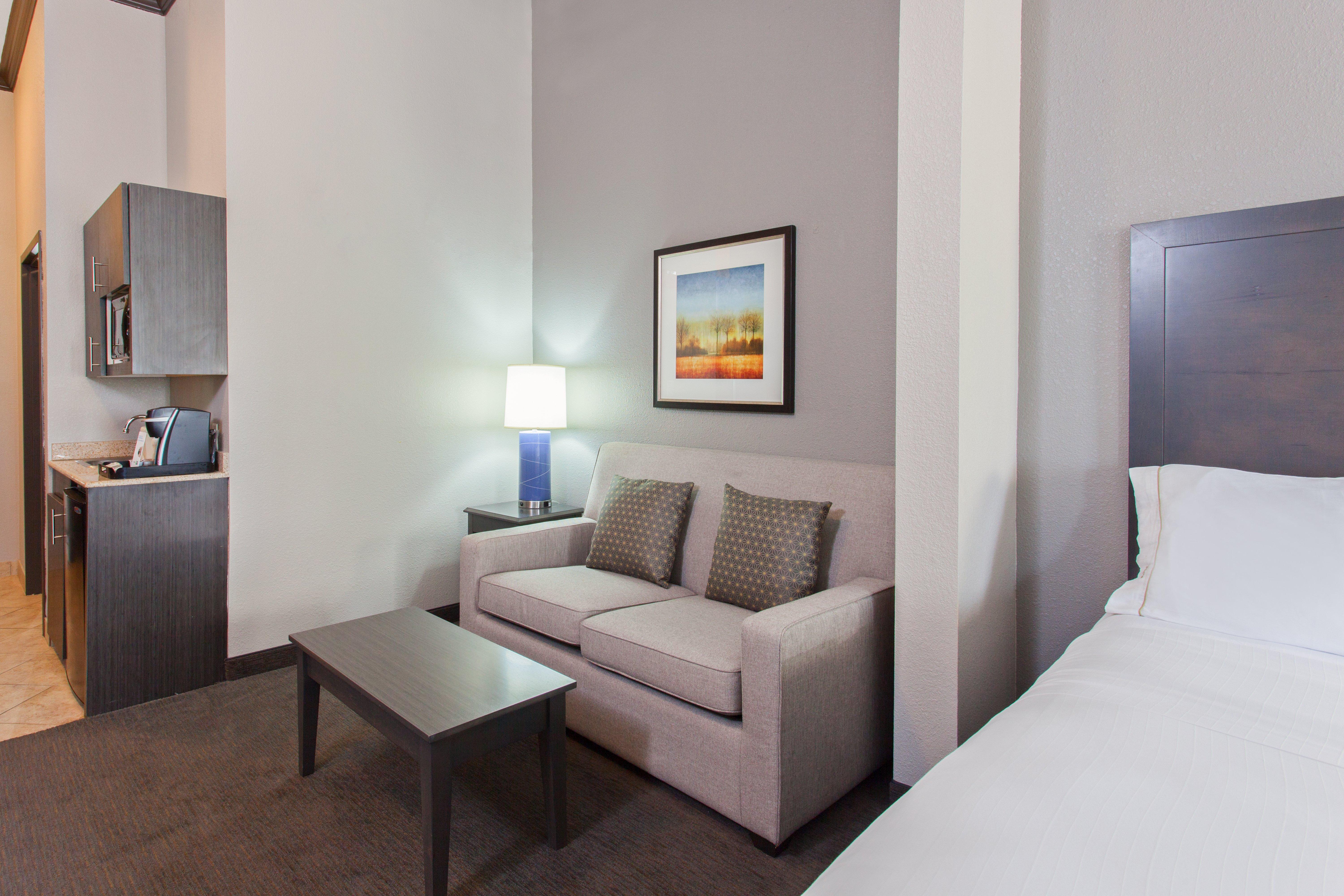 Holiday Inn Express & Suites Wharton By Ihg Экстерьер фото