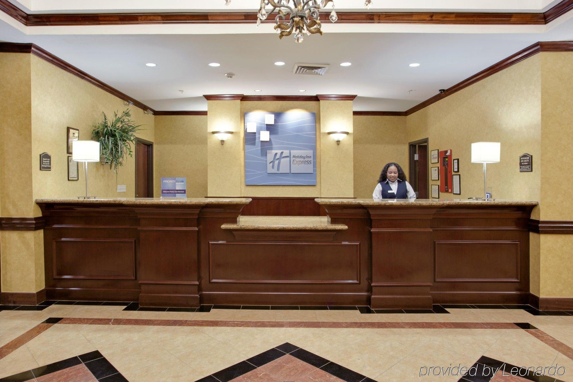 Holiday Inn Express & Suites Wharton By Ihg Интерьер фото