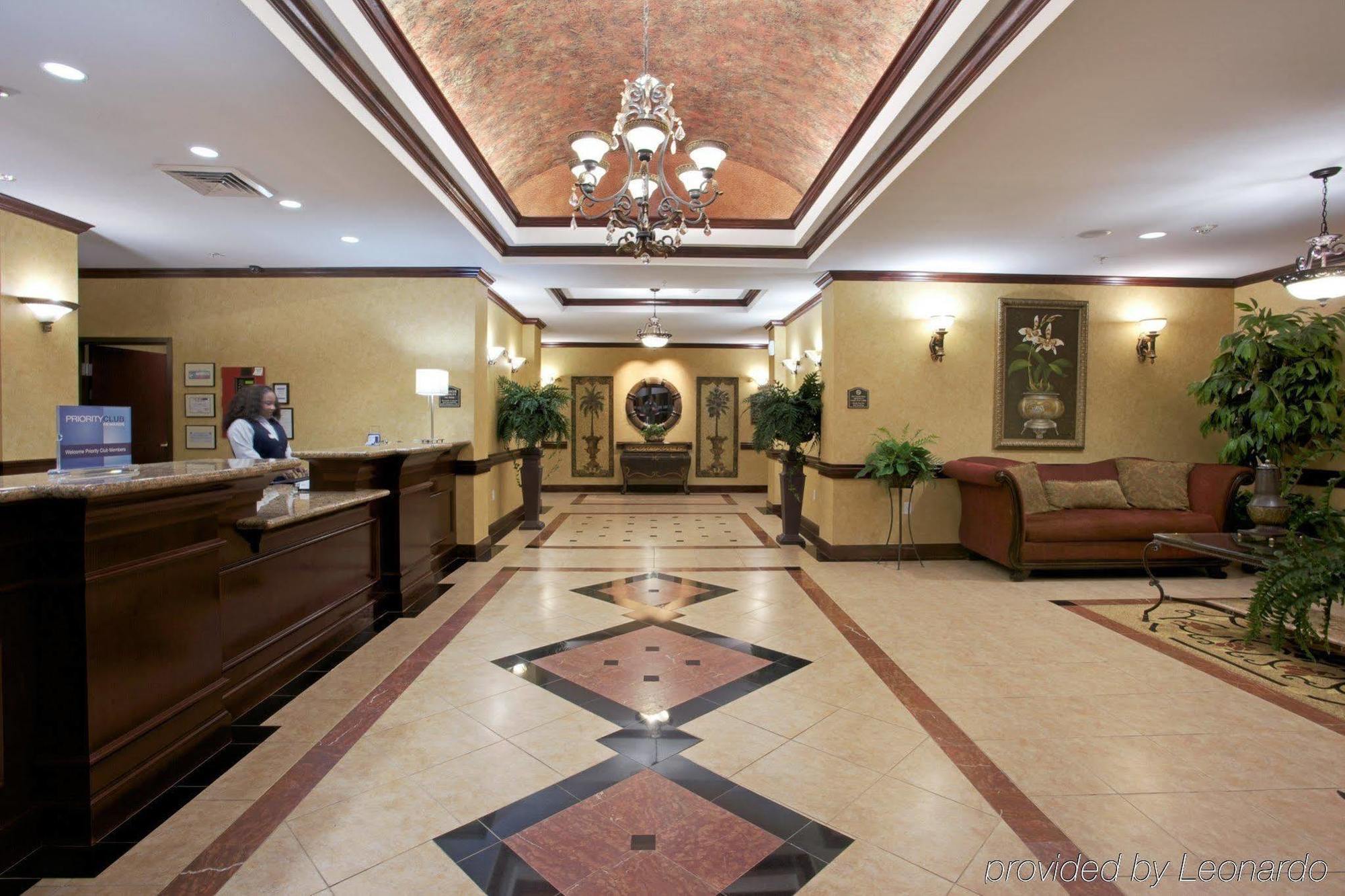 Holiday Inn Express & Suites Wharton By Ihg Интерьер фото