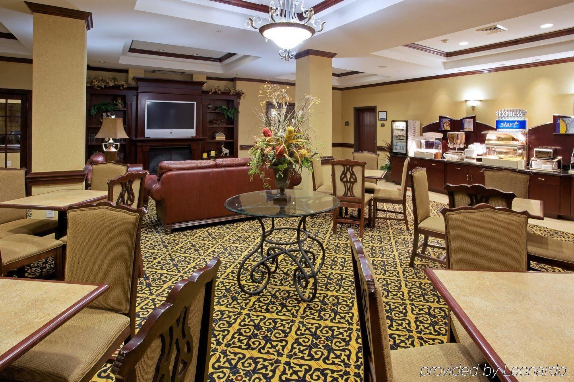 Holiday Inn Express & Suites Wharton By Ihg Ресторан фото